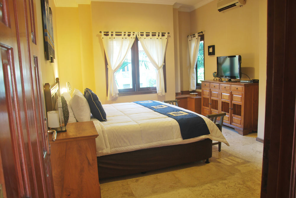 Kuta Holiday Villas Bagian luar foto