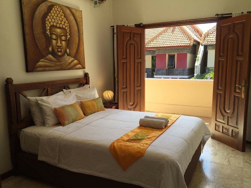 Kuta Holiday Villas Bagian luar foto