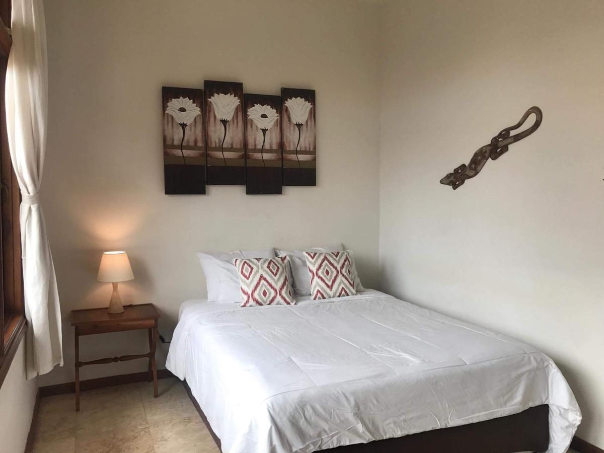 Kuta Holiday Villas Bagian luar foto