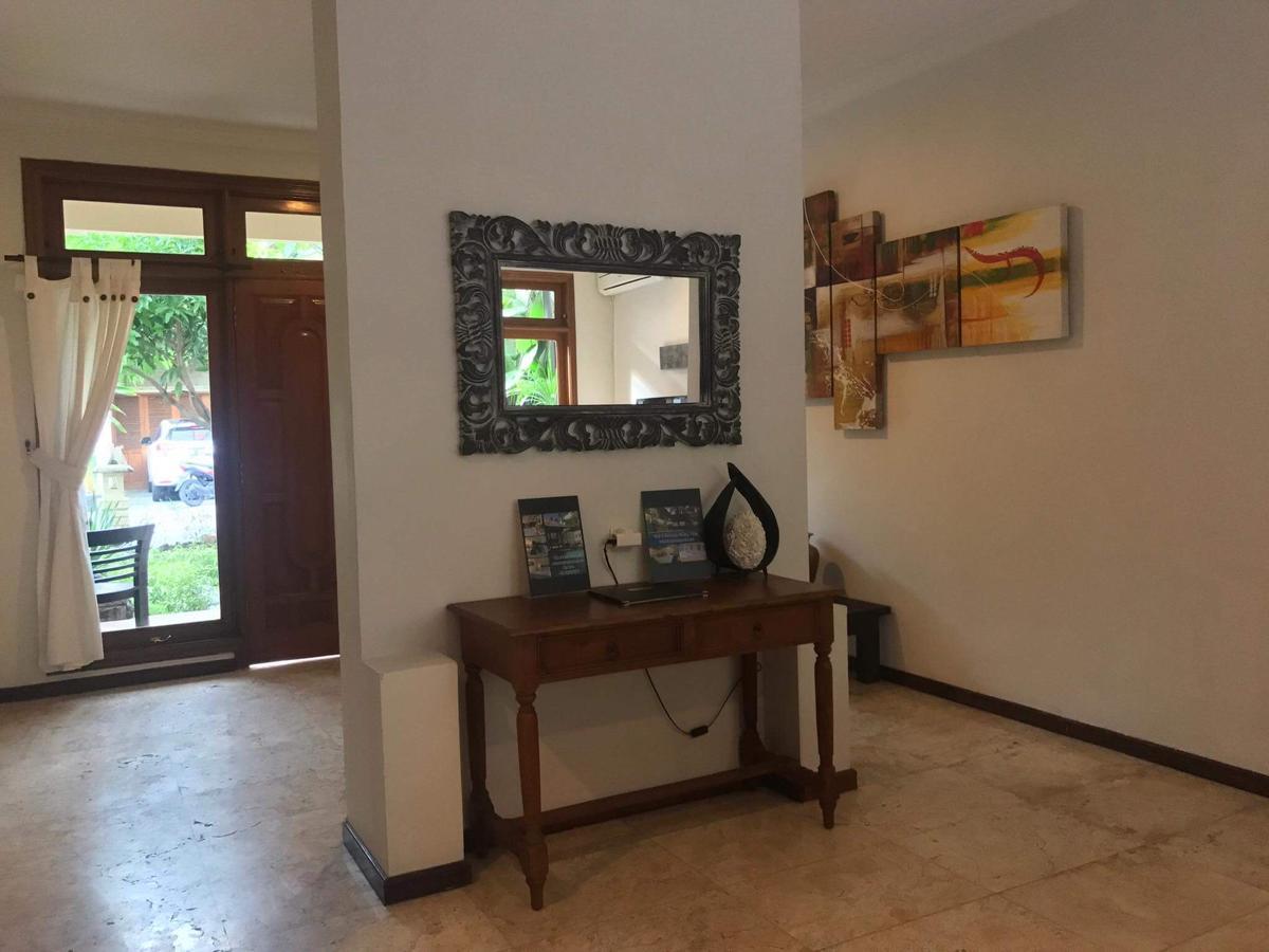Kuta Holiday Villas Bagian luar foto