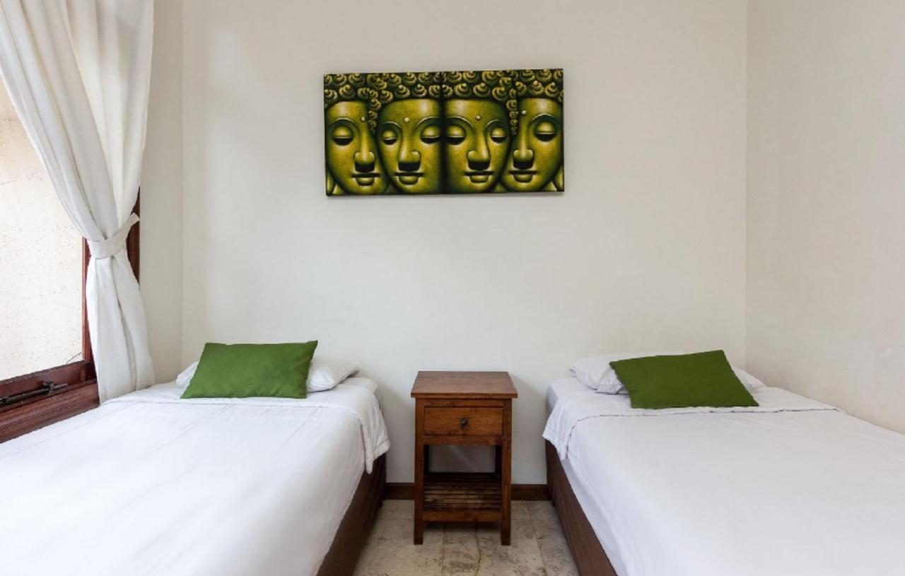 Kuta Holiday Villas Bagian luar foto
