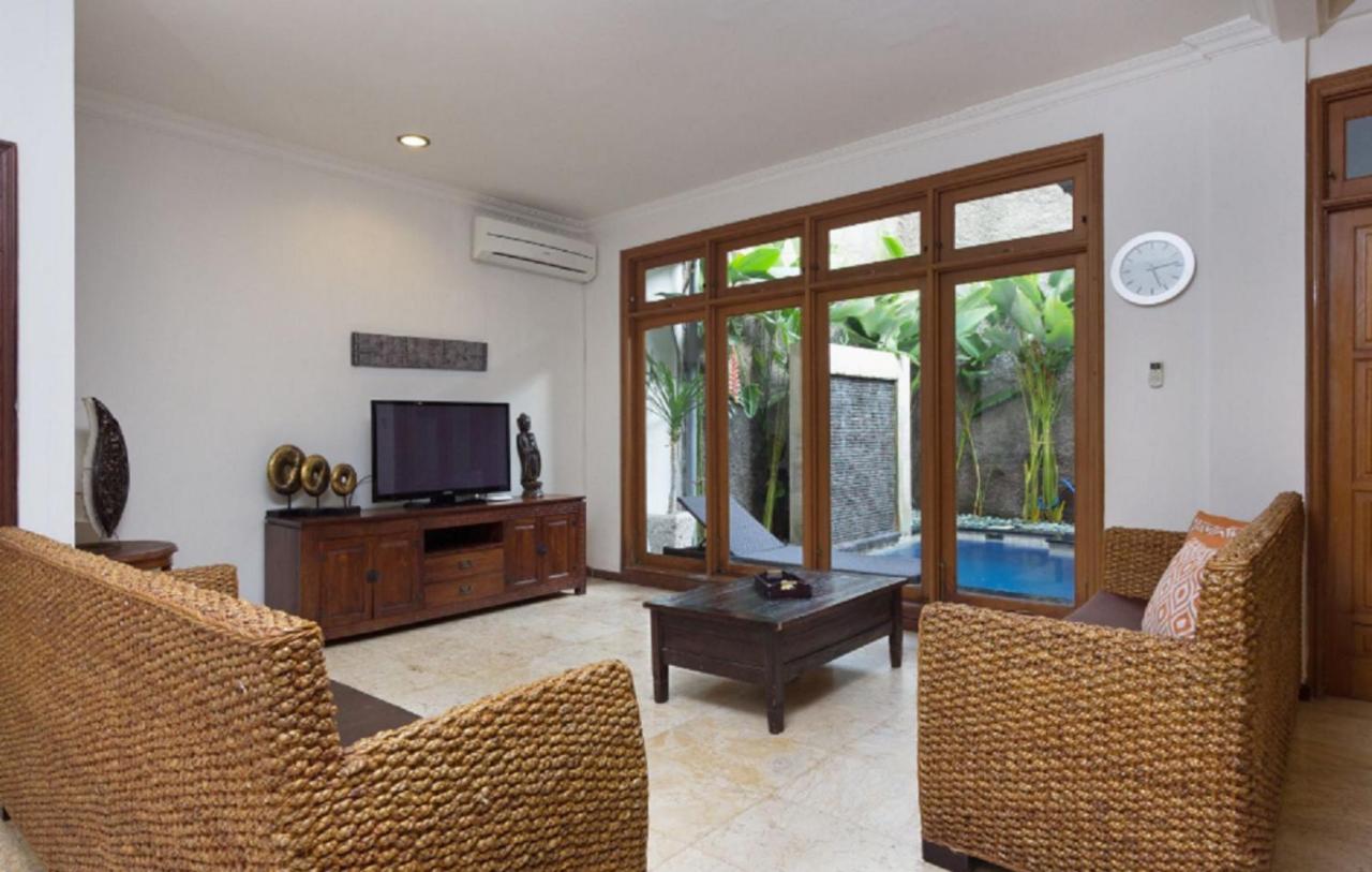 Kuta Holiday Villas Bagian luar foto