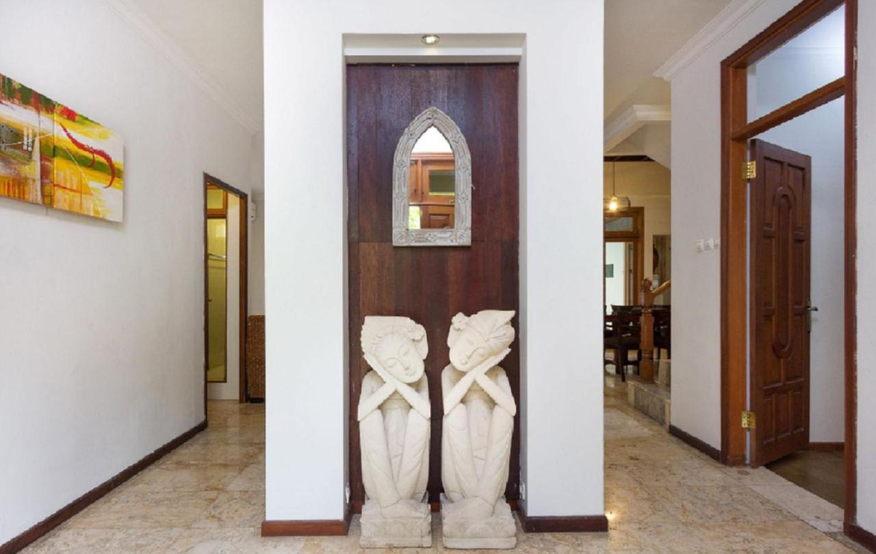 Kuta Holiday Villas Bagian luar foto
